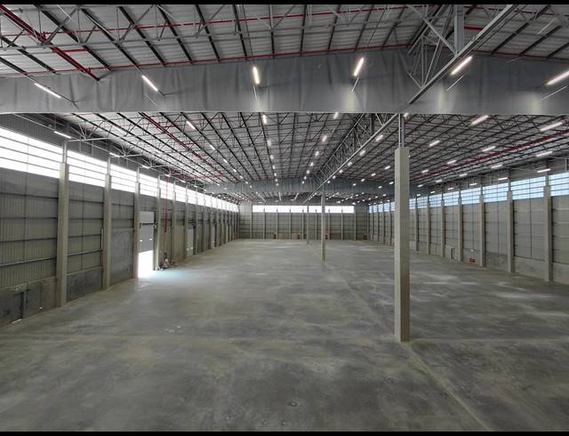 6,700M² WAREHOUSE TO LET IN BREDELL